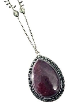 WHBM Long Crystal Chain Pendant Necklace Bold Oval Stone Burgundy Red Silver